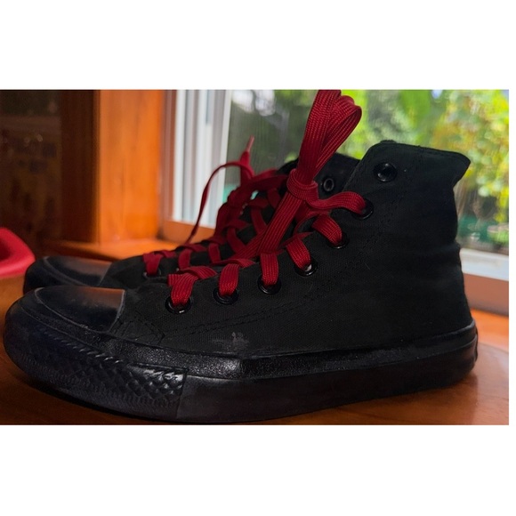 Converse All Star Black & Red Size 4 Men's 6 Women's - Picture 4 of 14